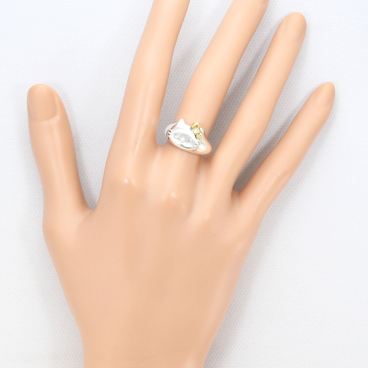 5%OFF】サンリオ ハローキティ K18 18金 YG イエローゴールド シルバー